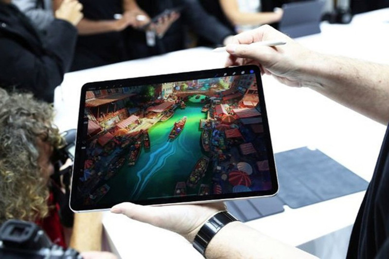 iPad Pro với màn hình OLED ra mắt trong năm sau