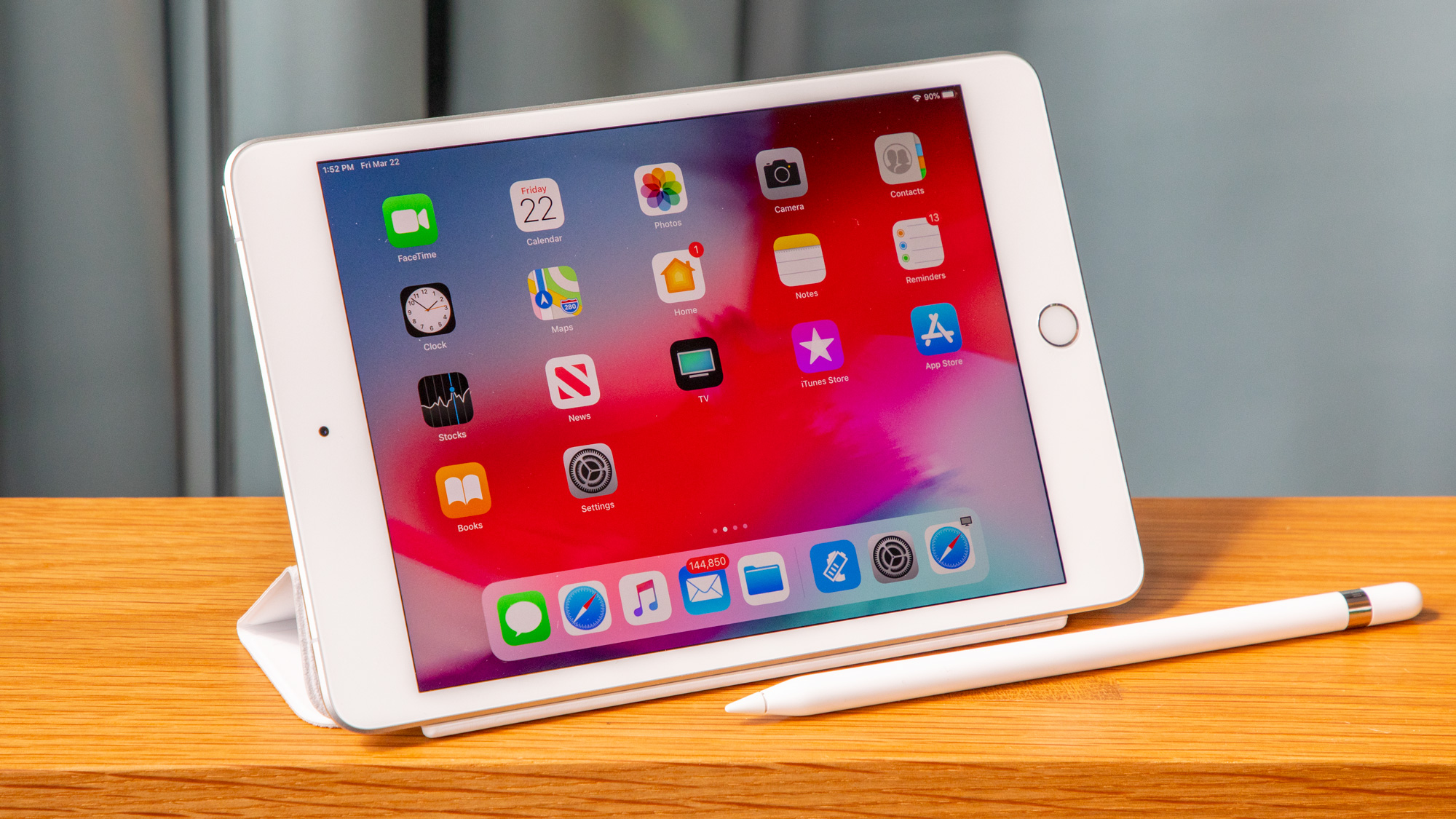 Apple hé lộ iPad 10,5 inch