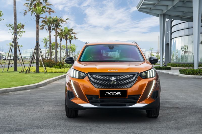 SUV mới Peugeot 2008 sẽ được giao đến tay khách hàng trước năm mới