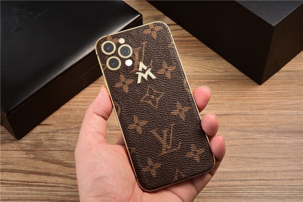 Xuất hiện iPhone 12 phiên bản "luôn vui tươi" dành riêng cho tín đồ Louis Vuitton