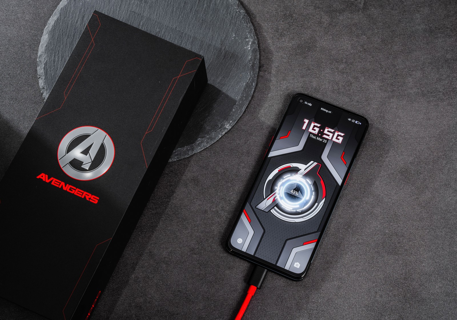 OPPO Reno5 Marvel Edition chính thức ra mắt tại Việt Nam