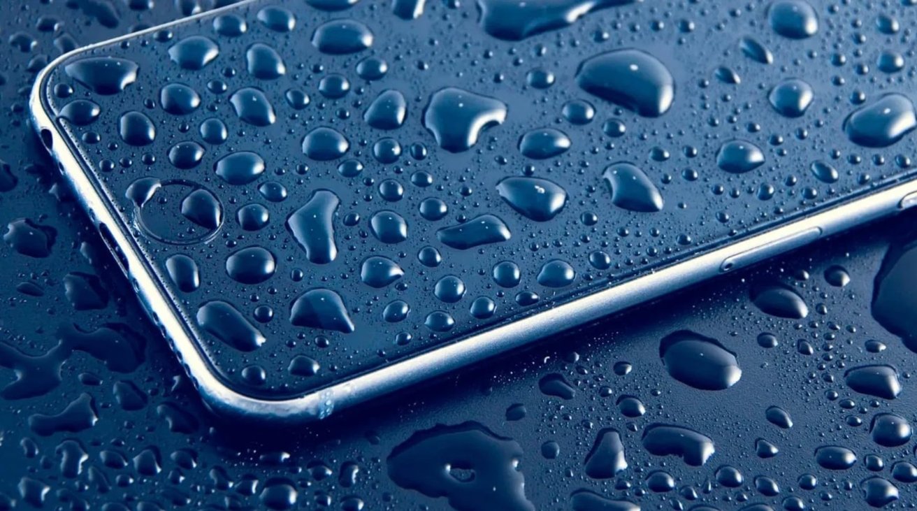 Apple bị kiện vì "nổ" về khả năng chống nước của iPhone