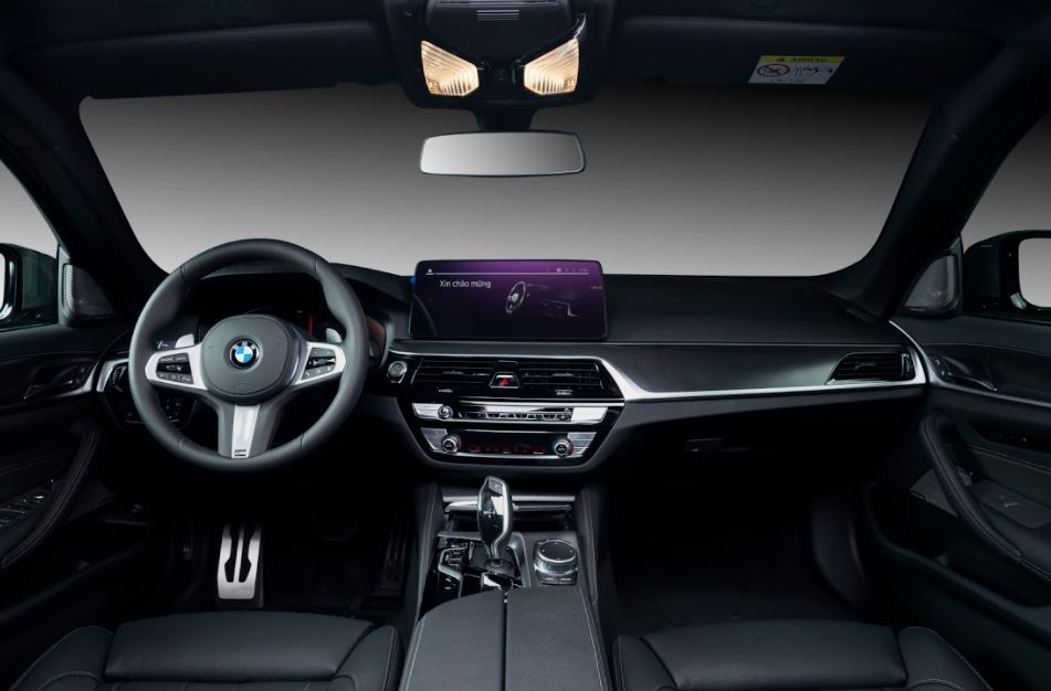 BMW 5 Series bổ sung thêm nhiều công nghệ mới