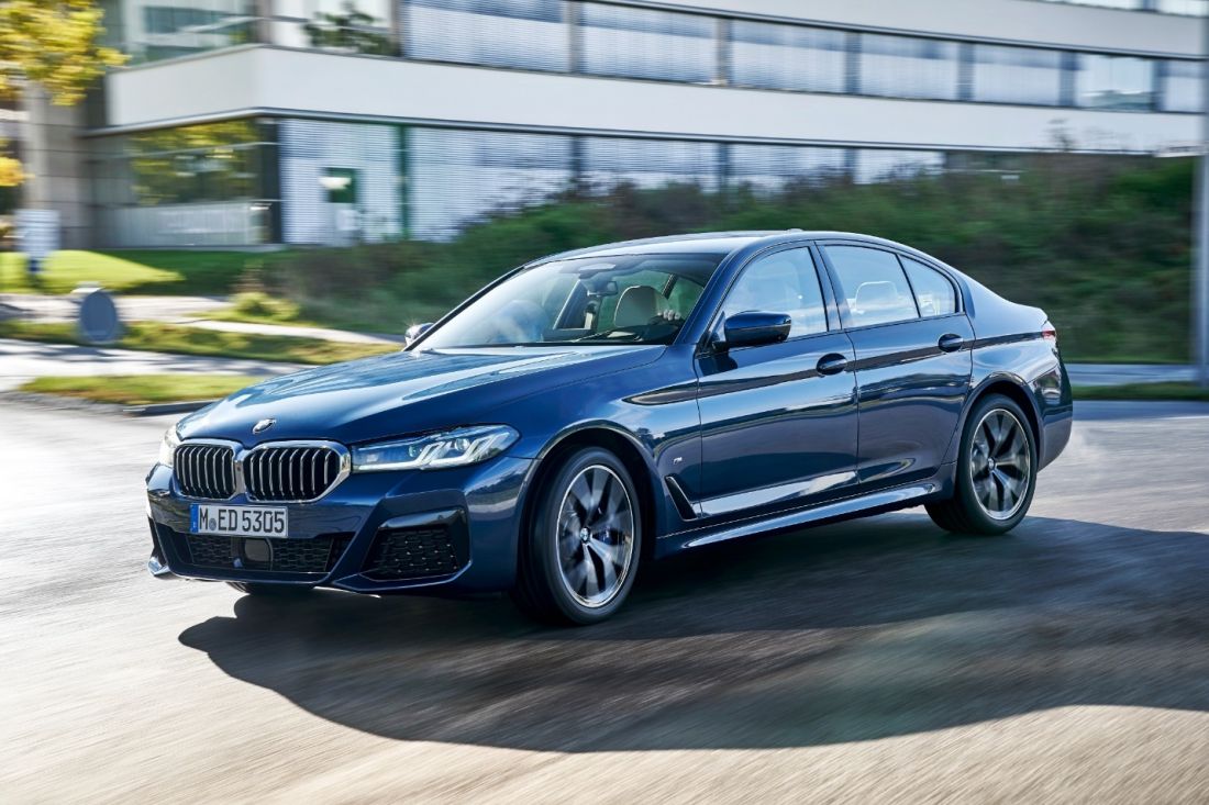 Công nghệ hỗ trợ lái trên BMW 5 Series 2021 được cải thiện