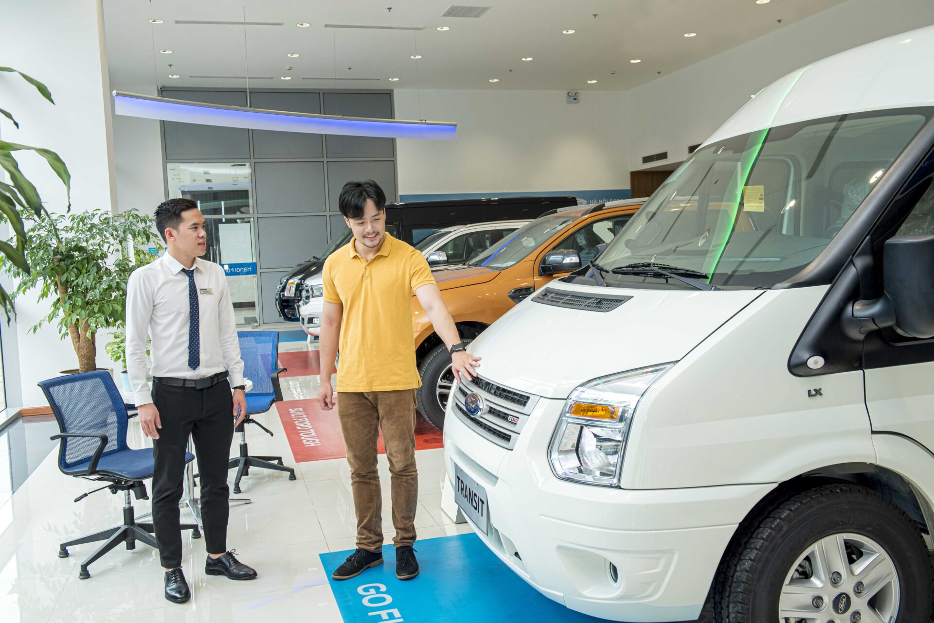 Ford Việt Nam mở rộng chế độ bảo hành Ford Transit, giúp người dùng tối ưu thời gian, an tâm trọn vẹn