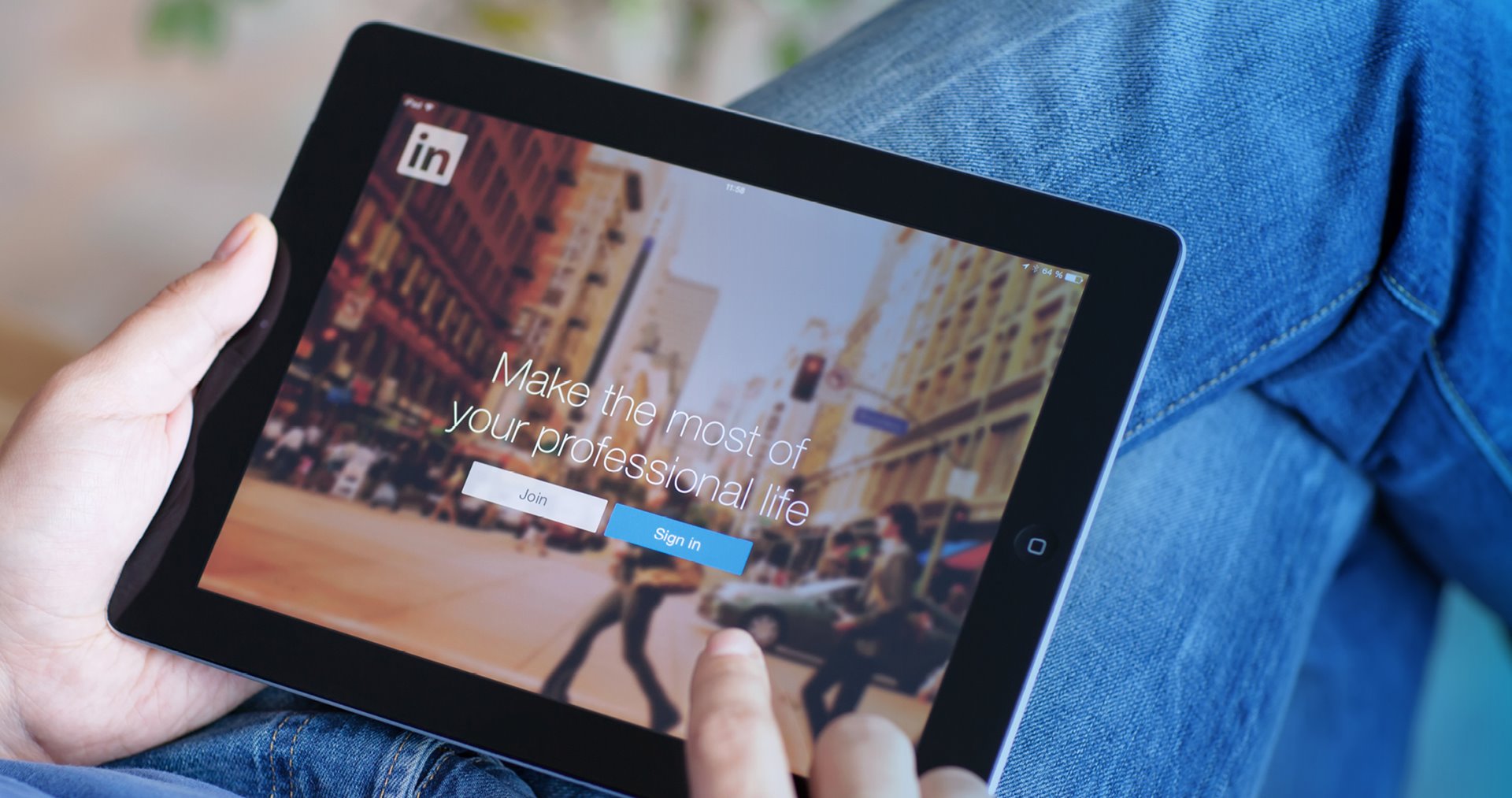 Cảnh giác khi tìm việc trong "mùa dịch" trên LinkedIn!