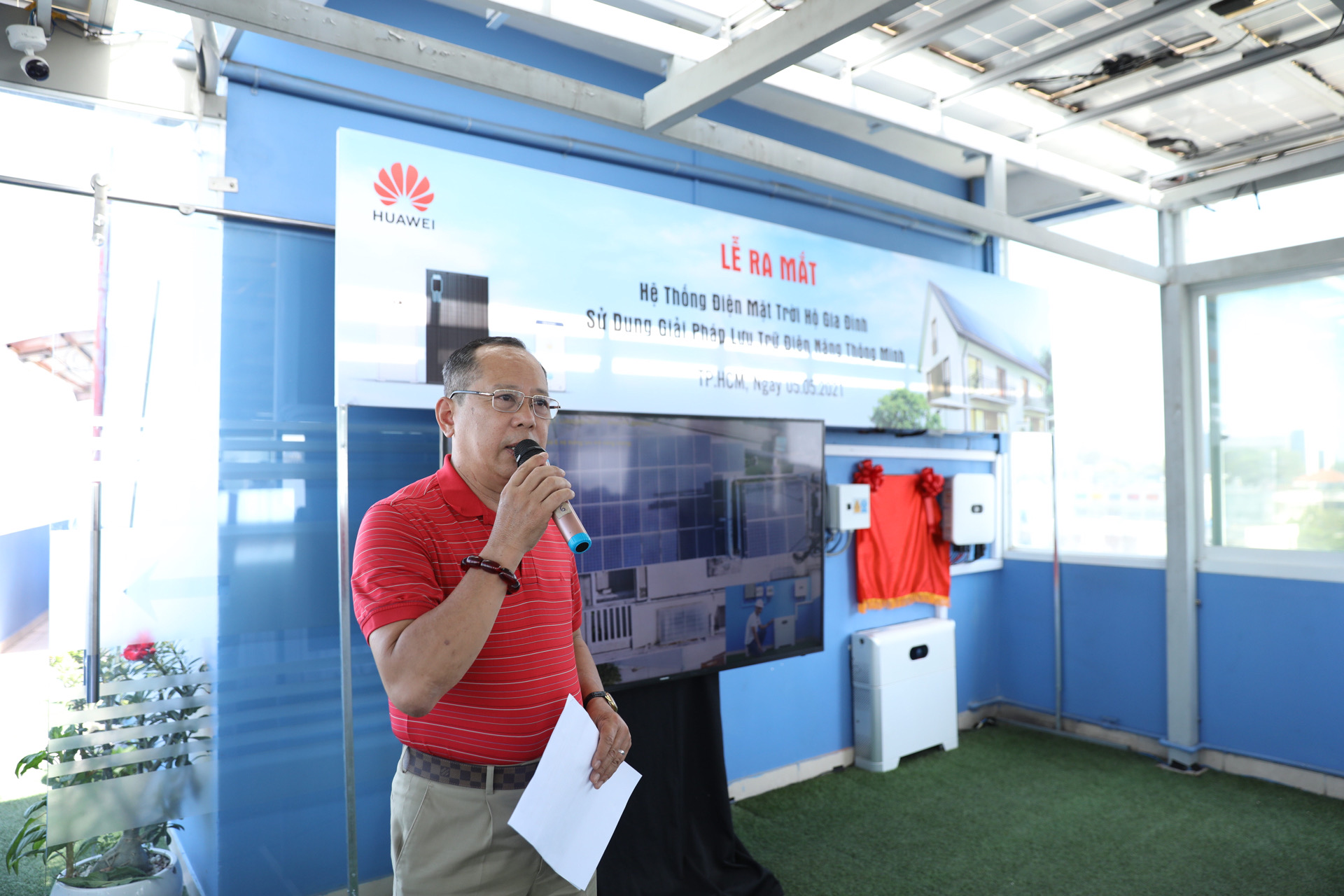 Huawei lần đầu tiên ra mắt "bộ lưu trữ điện năng thông minh" tại Việt Nam