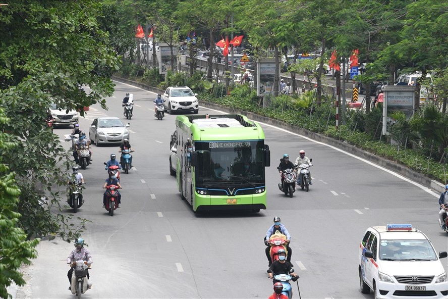 VinBus chạy thử nghiệm một số tuyến nội đô Hà Nội