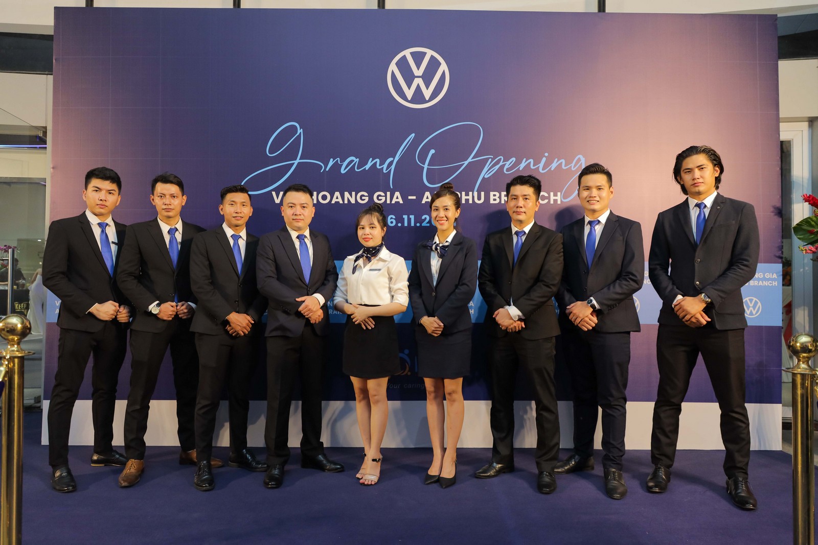 Khai trương showroom đầu tiên xây dựng theo tiêu chuẩn nhận diện thương hiệu toàn cầu mới của Volkswagen