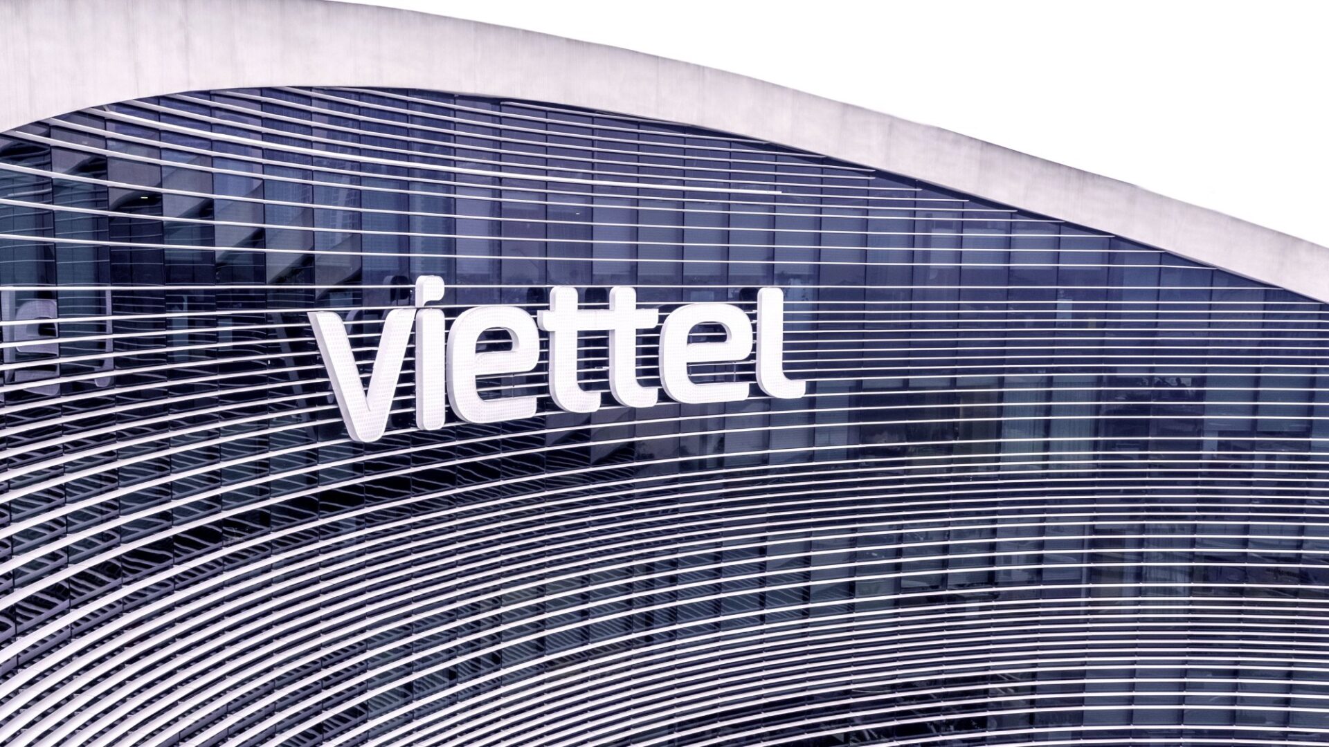 Viettel lần thứ 5 liên tiếp là doanh nghiệp đóng thuế nhiều nhất Việt Nam