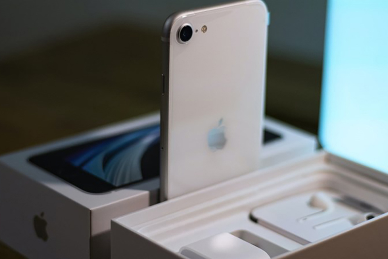 Apple sẽ giới thiệu iPhone SE mới vào tháng 3 hoặc tháng 4