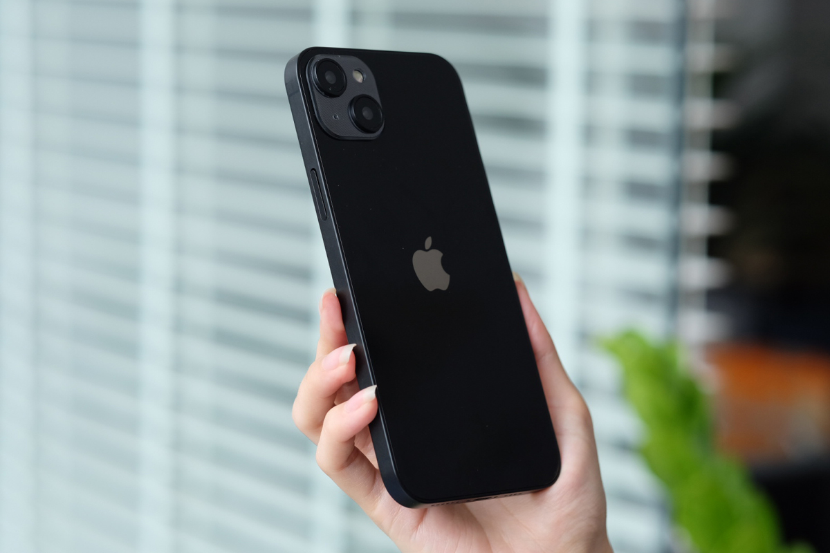 Nguyên mẫu iPhone 14 bất ngờ xuất hiện tại Việt Nam