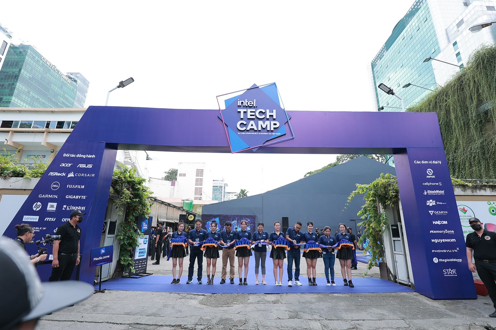 Intel chính thức khai mạc triển lãm IT và gaming INTEL TECH CAMP đầu tiên tại Việt Nam