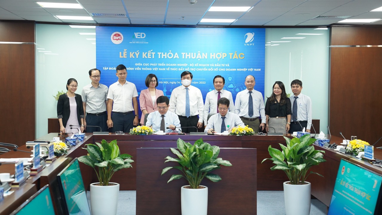 VNPT ký thỏa thuận hợp tác thúc đẩy chuyển đổi số cho doanh nghiệp Việt Nam
