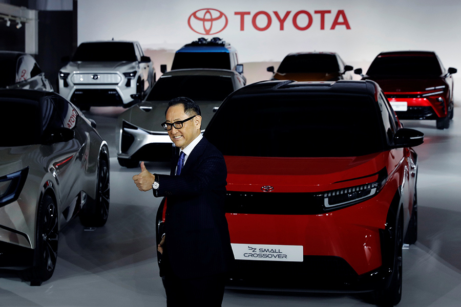 CEO Toyota tiết lộ khó khăn khi cách mạng hóa xe điện