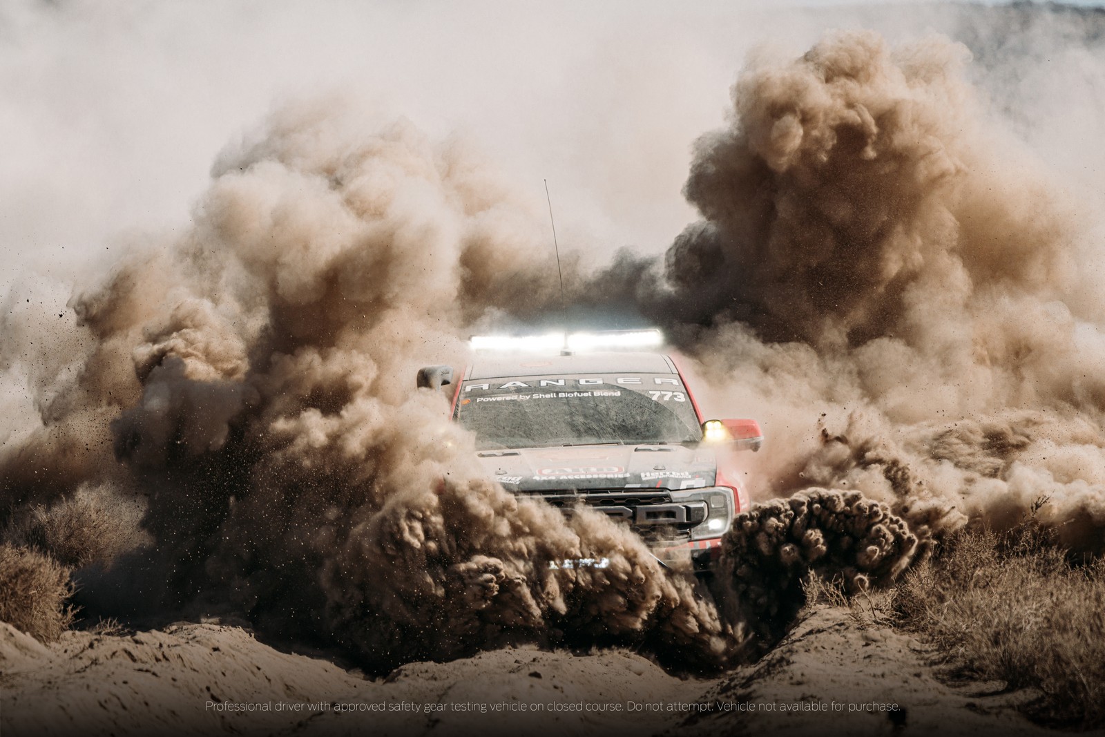 Ford Ranger Raptor thế hệ mới tham gia chinh phục giải đua địa hình khắc nghiệt nhất thế giới
