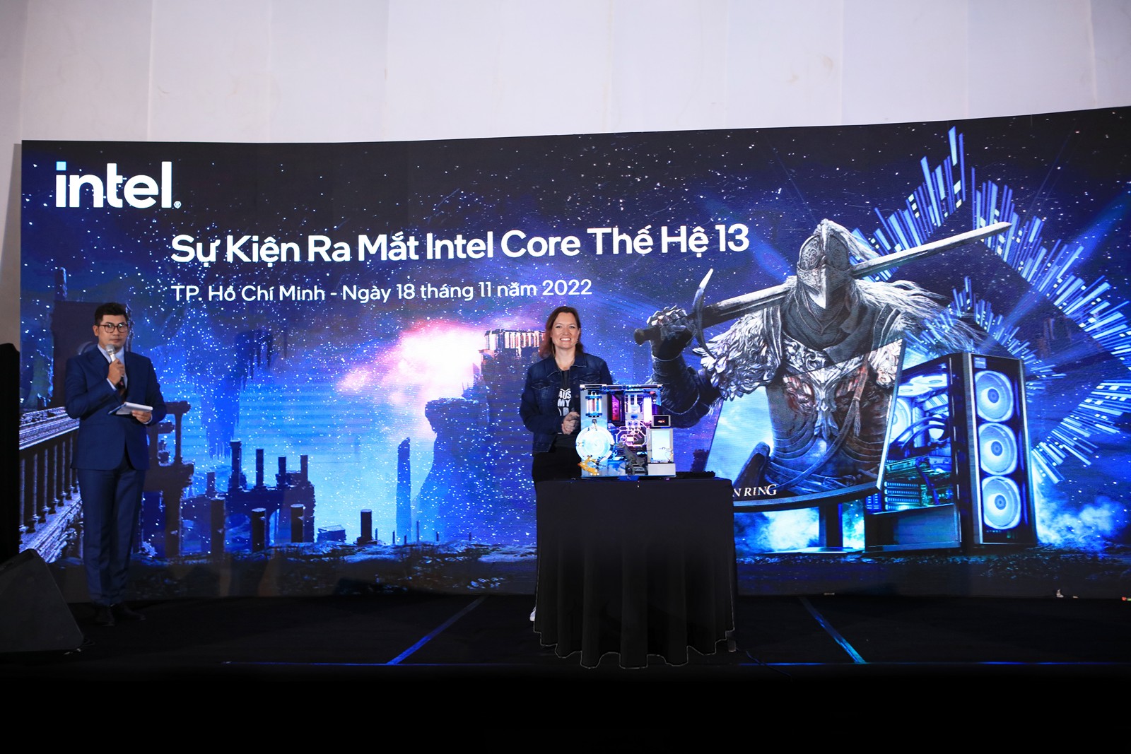 Intel ra mắt vi xử lý mới hiệu năng cao dành cho máy bàn tại Việt Nam