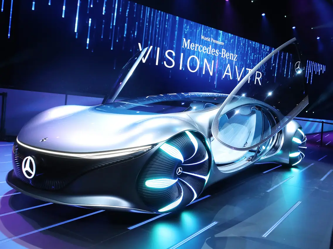 The MercedesBenz Vision AVTR is a futuristic fever dream thats  hilariously nerveracking to drive  The Verge