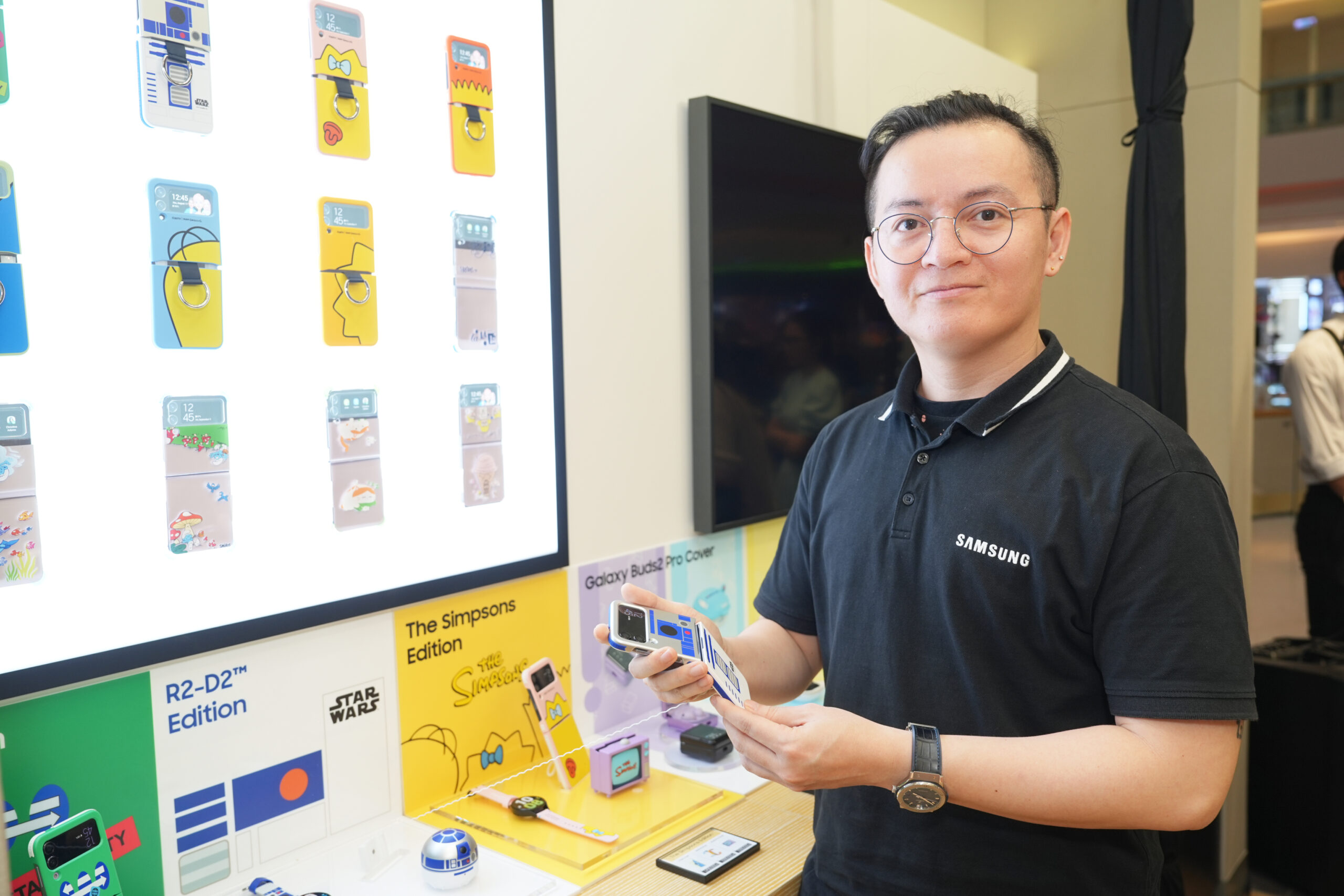 Samsung mang không gian phụ kiện “Cá nhân hóa cùng Galaxy” đến với giới trẻ Hà Nội