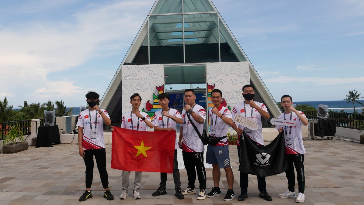 Thể thao điện tử Việt Nam mang thông điệp mới tham dự IESF WEC 2022