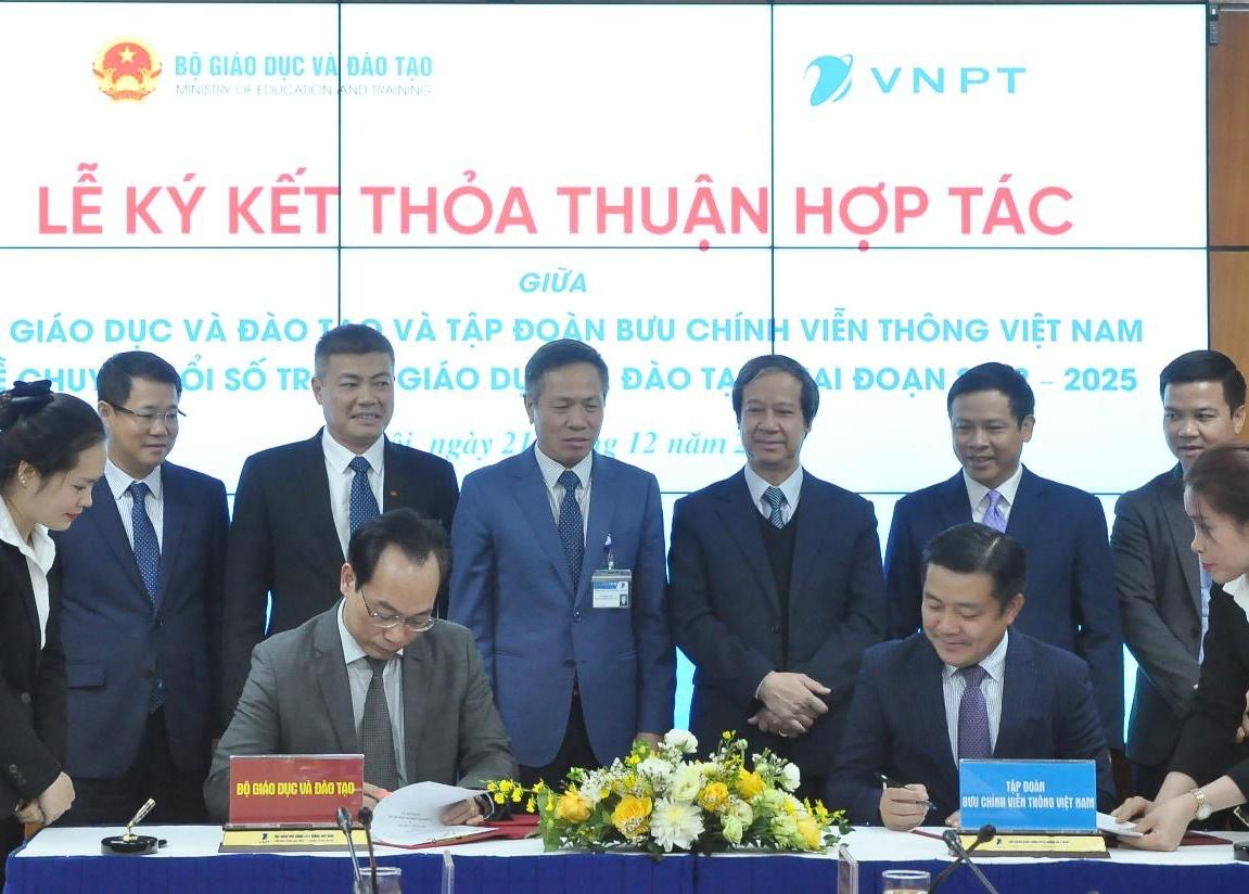 Bộ GD&ĐT và VNPT ký kết Thỏa thuận hợp tác về chuyển đổi số trong ngành giáo dục