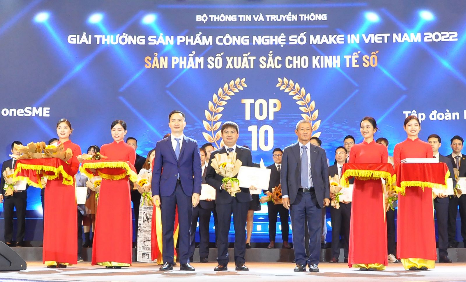 Make in Viet Nam 2022 vinh danh 4 giải pháp số của VNPT