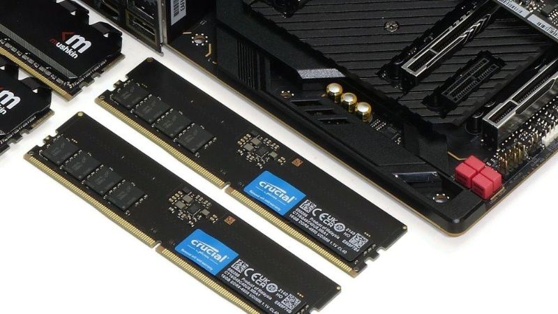 Đà giảm giá DRAM tiếp tục, người dùng PC được lợi