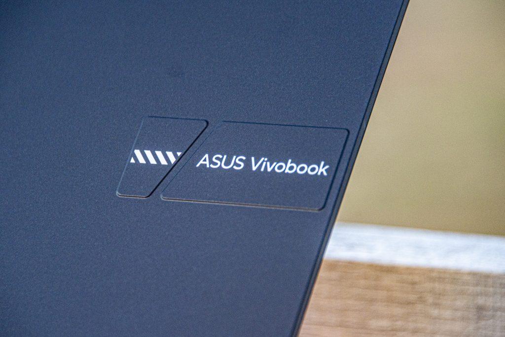 ASUS Vivobook 14 OLED: Giá bán tốt, phù hợp học sinh sinh viên
