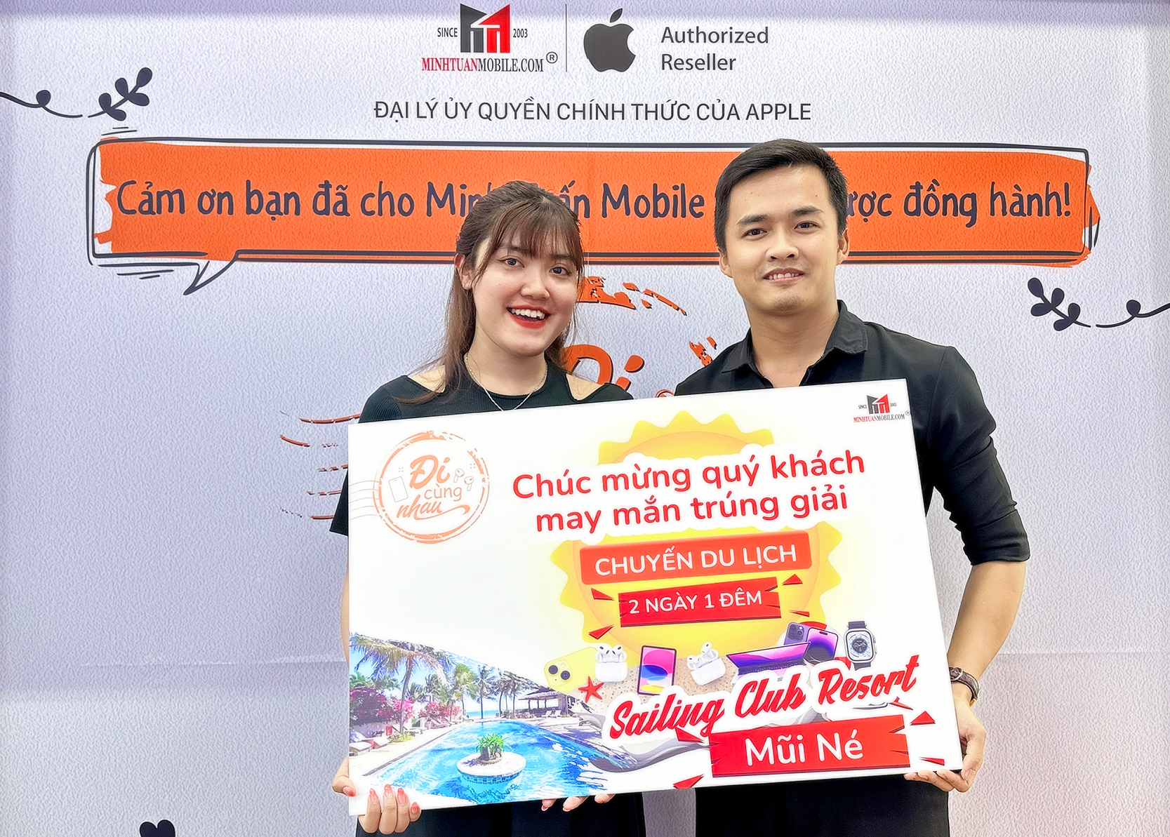 Minh Tuấn Mobile tìm ra vị khách may mắn trúng chuyến du lịch Mũi Né
