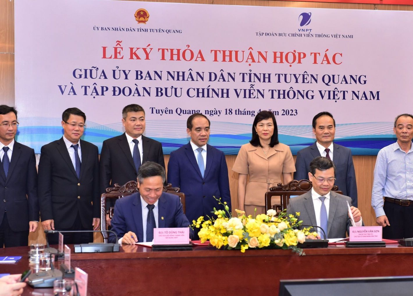 UBND tỉnh Tuyên Quang và Tập đoàn VNPT ký thỏa thuận hợp tác chuyển đổi số