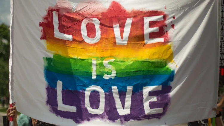 Twitter là nền tảng nguy hiểm cho LGBT