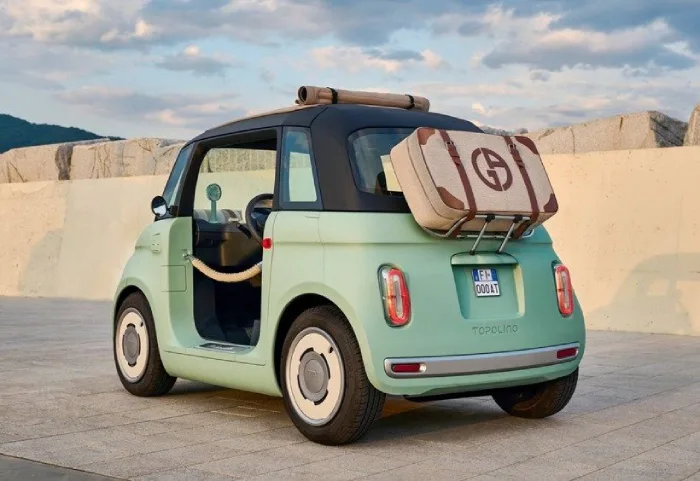 Fiat ra mắt xe điện Topolino "so cute" dành cho Gen Z