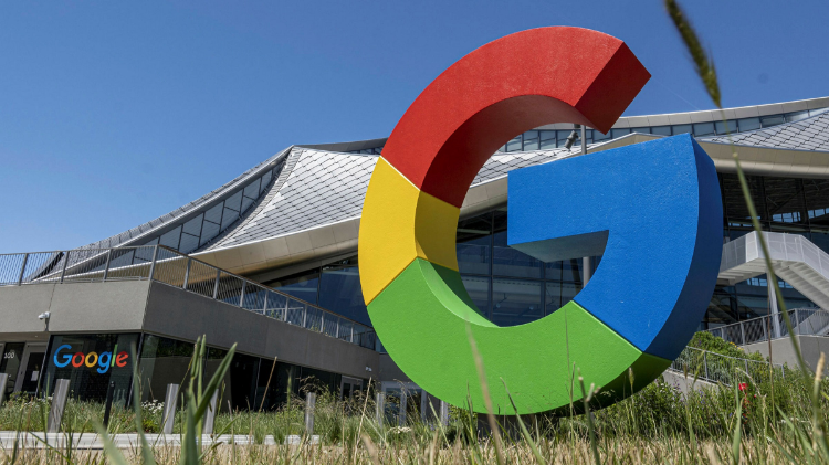 "Cháy nhà mới ra mặt chuột": Google bị hàng loạt công ty Nga tố... nợ tiền quảng cáo!
