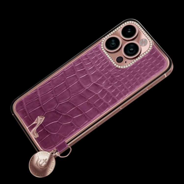 "Ăn theo" Barbie, Caviar ra mắt iPhone 15 Pro Max #Barbiecore đắt nhất thế giới!