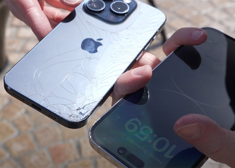 iPhone 15 Pro "nứt tan tành" sau bài test độ bền