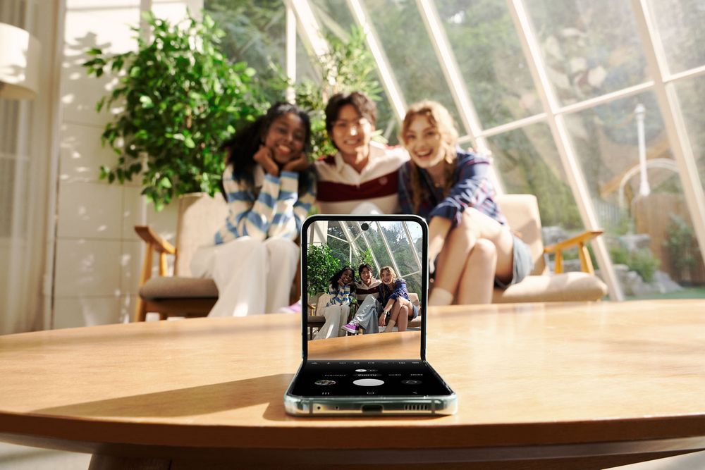 Samsung tung phiên bản mới cho ứng dụng Try Galaxy 2.1, người dùng iPhone tha hồ trải nghiệm