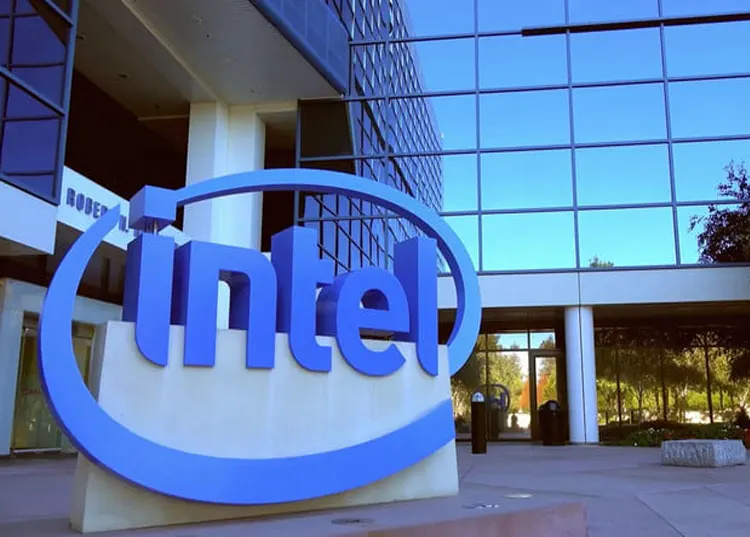 Intel bị kiện do cố tình bán bộ xử lý chứa lỗi