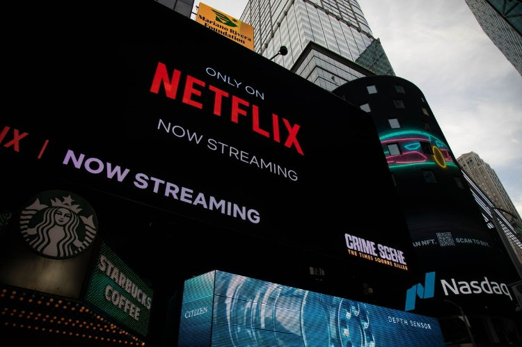 Netflix dự tính bỏ bớt quảng cáo giữa phim