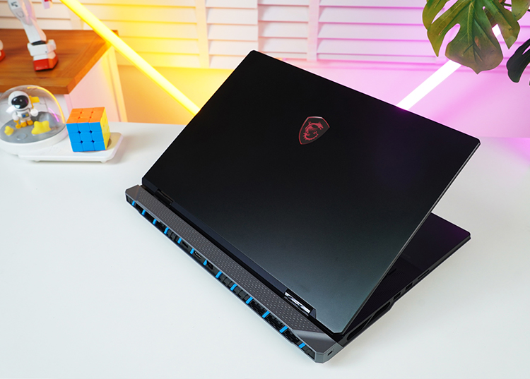 Đánh giá MSI Titan 18 HX: “Laptop gaming mạnh nhất thế giới” chẳng phải hư danh!