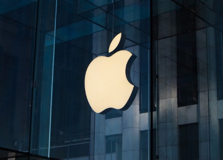 Apple sa thải hơn 600 nhân viên