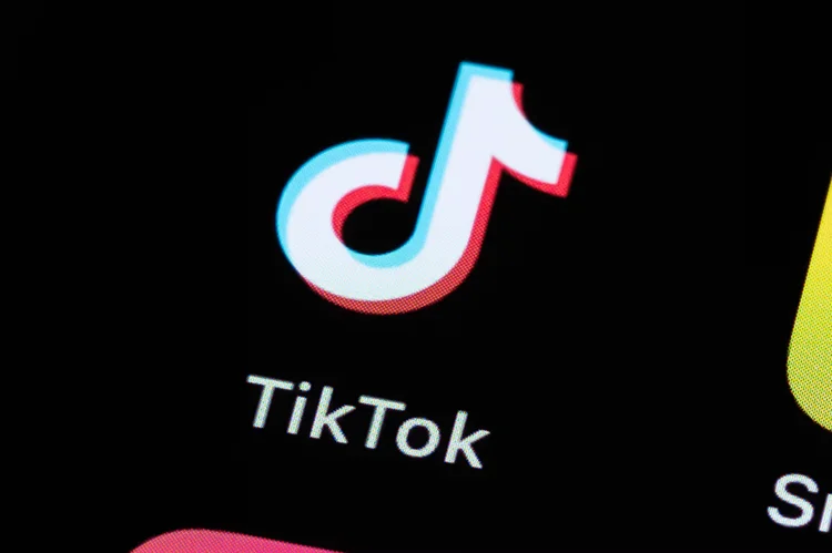 TikTok gắn nhãn nội dung do AI sản xuất