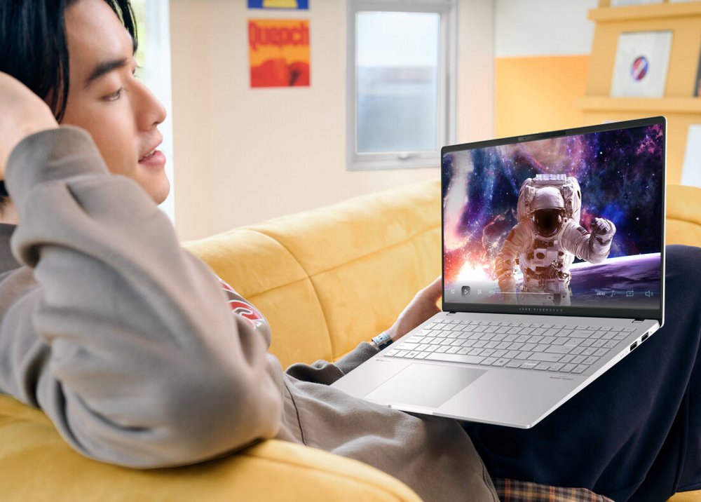 Mở bán ASUS Vivobook S 15: Laptop AI Copilot+ PC đầu tiên