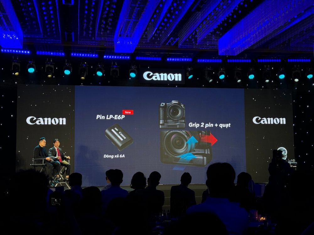 Canon giới thiệu bộ đôi máy ảnh mới EOS R1 và EOS R5 Mark II