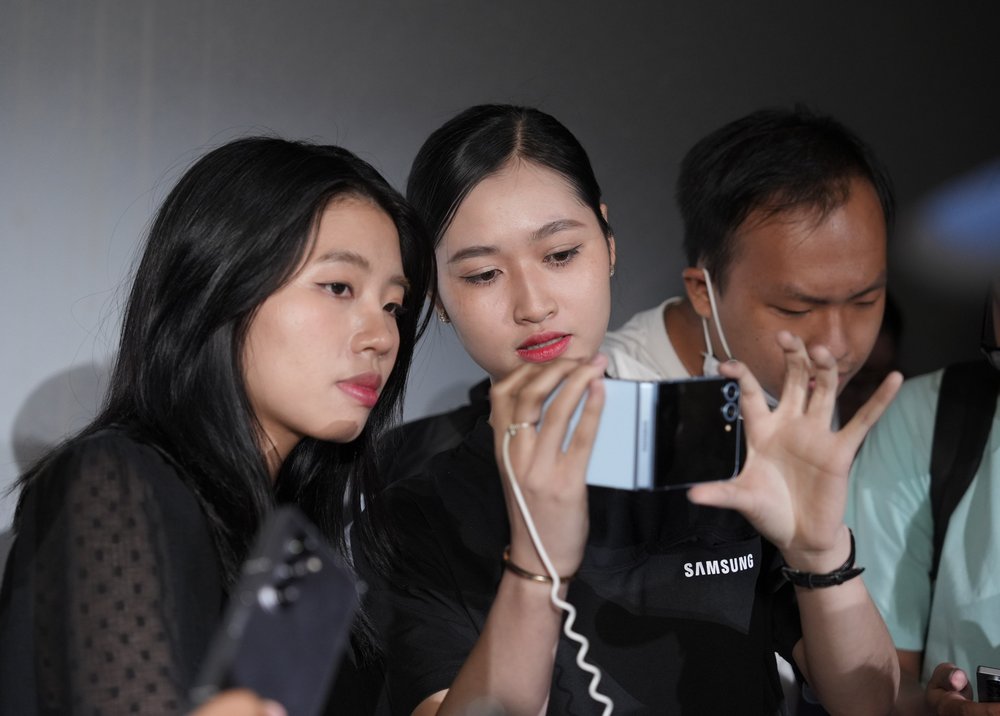 Samsung chiêu đãi Samfan “bữa tiệc công nghệ” Galaxy AI Party, ra mắt siêu phẩm Galaxy mới nhất