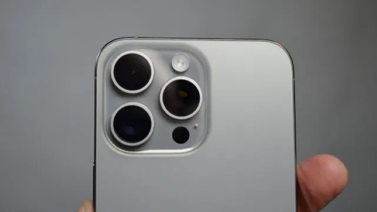 Apple tung nâng cấp "khủng" cho camera iPhone 17 Pro Max?