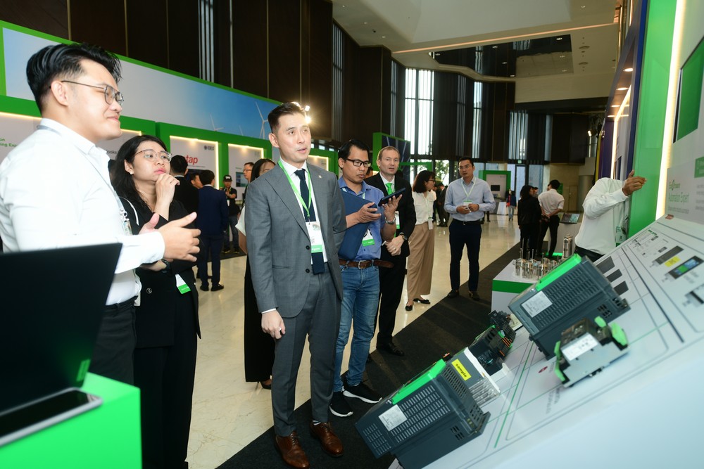 Schneider Electric giới thiệu những phát triển mới nhất