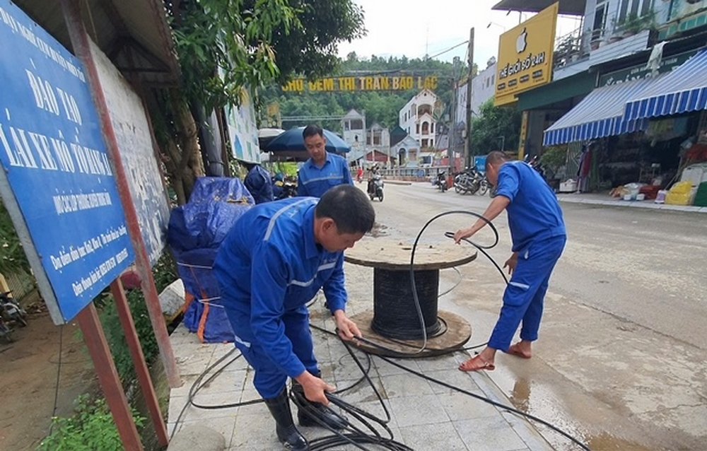 VNPT ứng cứu thông tin, đảm bảo liên lạc "bằng cả sinh mạng"