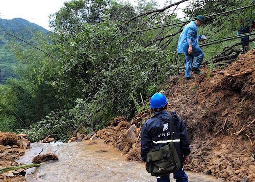 VNPT: Gian nan vượt ngàn, lên non “nối sóng”