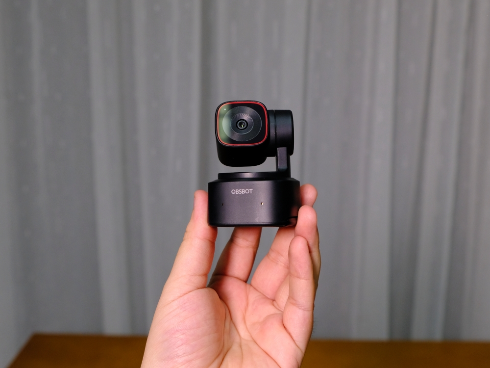 Trên tay Camera Obsbot Tiny 2 Lite: Nhỏ gọn nhưng thông minh