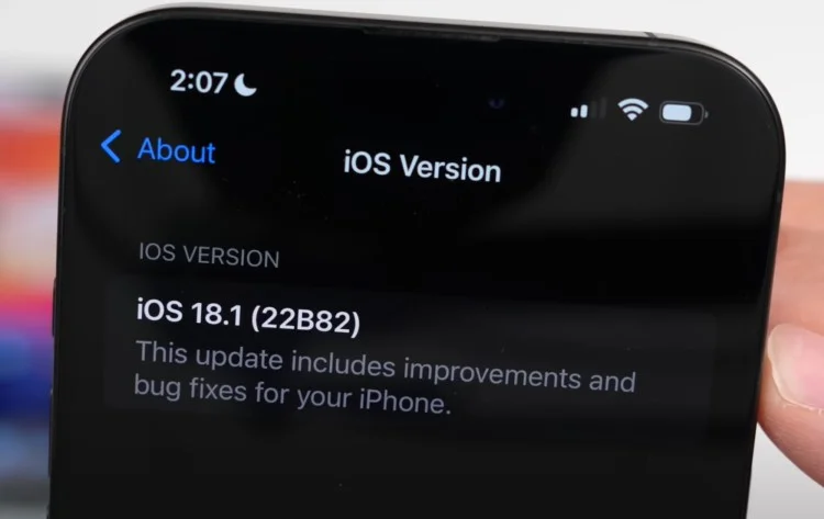 Đánh giá iOS 18.1 RC: Cập nhật lớn với AI và ghi âm cuộc gọi